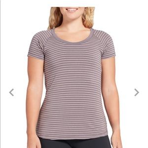 Calia by Carrie Underwood T shirt